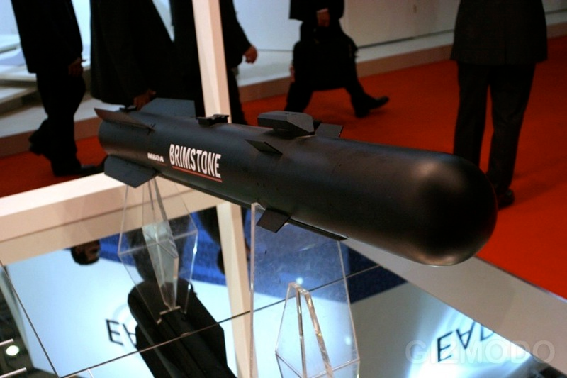 Illustration for article titled Dubai Air Show Has Most Amazing Aircraft and Weapon Models Ever